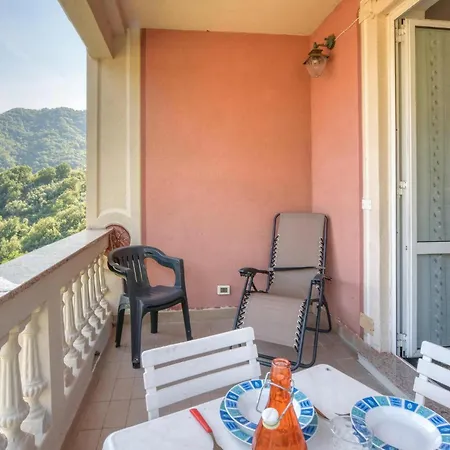 Apartmán 2 Bedroom Awesome In Terrile