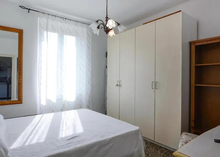 2 Bedroom Awesome In Terrile * Uscio