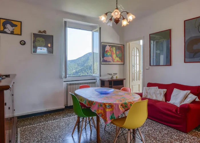 Apartamento 2 Bedroom Awesome In Terrile Uscio