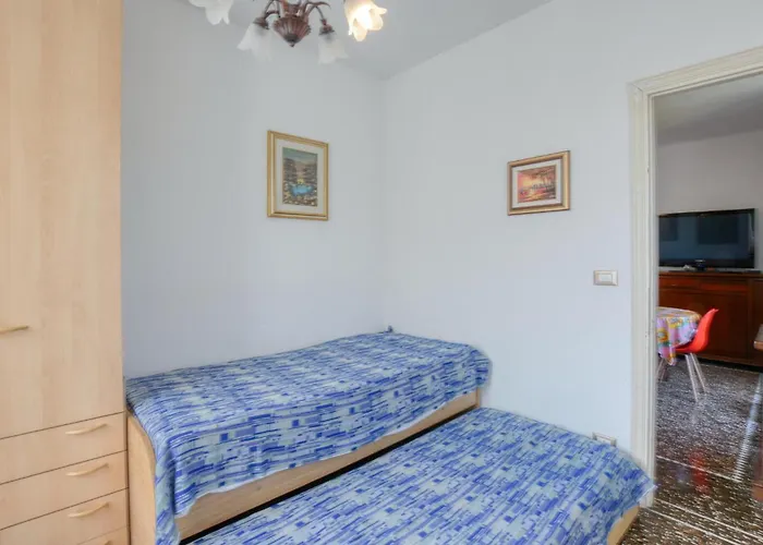 Appartement 2 Bedroom Awesome In Terrile Uscio